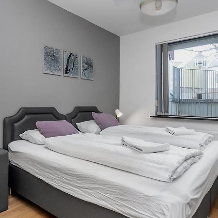 Sunny Apartment - By The Sea In City Center Рейкьявик Экстерьер фото